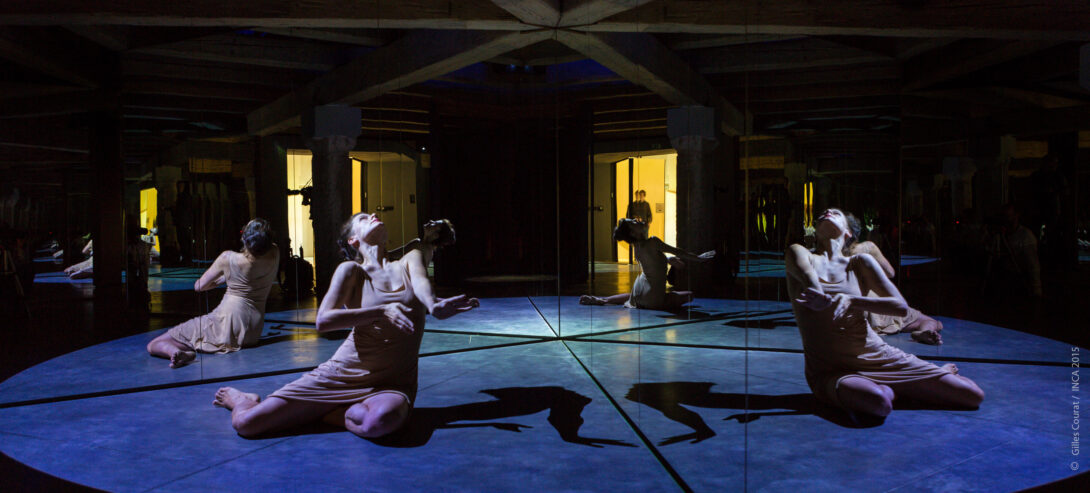 Muzeum nové generace - tanečnice v kaleidoskopu