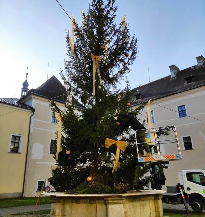 Stromeček Zámek Žďár Vánoce na Zámku 2022